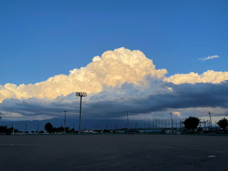 夏雲