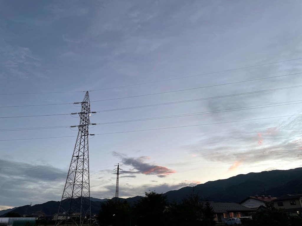 役場から見える夕方1 長野県山形村